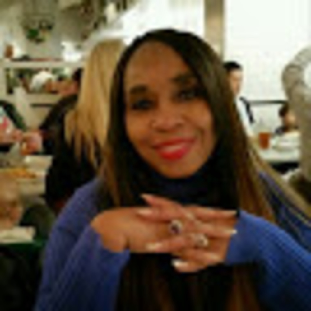 Meet your Posher, Antoneya